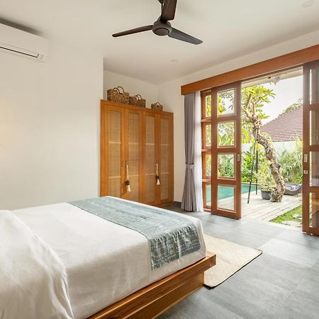 Villa Nya Ubud ภายนอก รูปภาพ