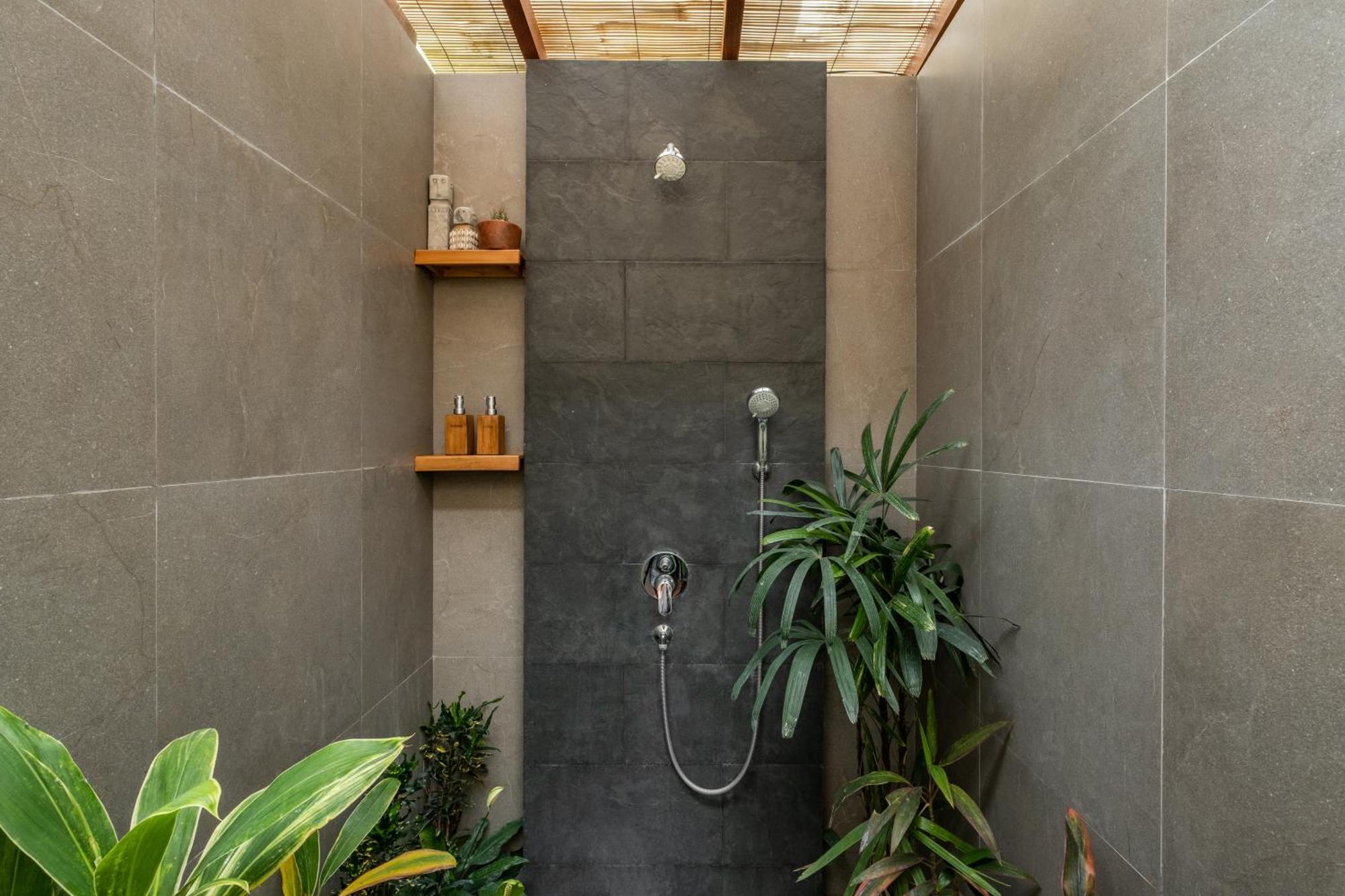 Villa Nya Ubud ภายนอก รูปภาพ