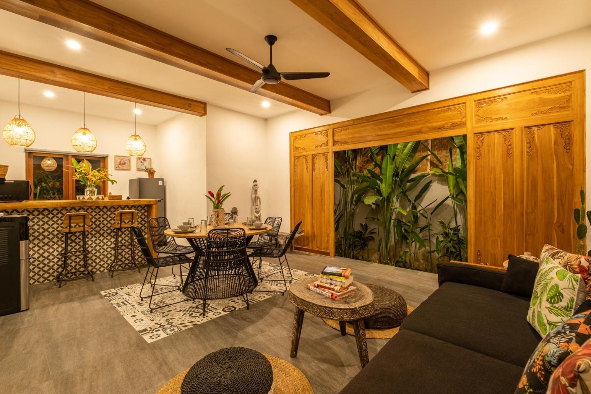 Villa Nya Ubud ภายนอก รูปภาพ